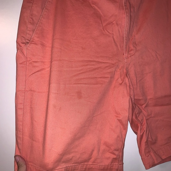 Men’s Size 32 Salmon Colored Flat Front Shorts - Picture 4 of 12